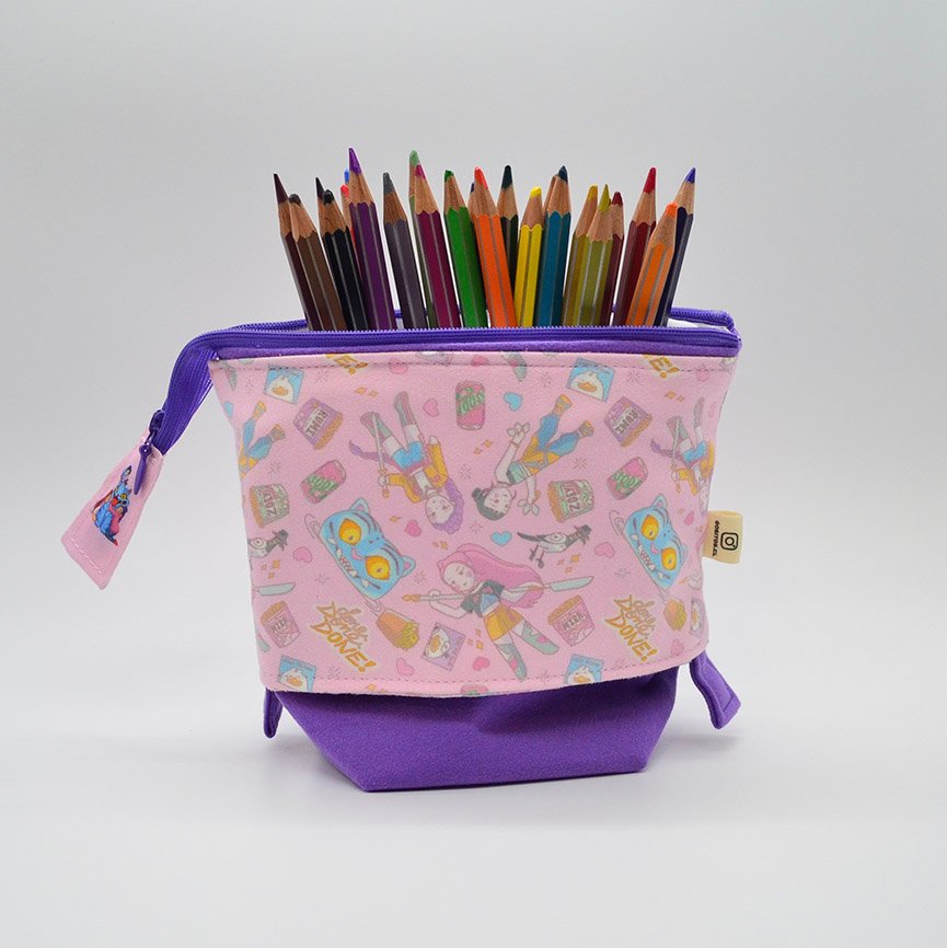 Estuche Vertical Retráctil HUNTR/X - Imagen 4