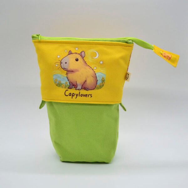 Estuche Vertical Retráctil Capibara - Imagen 2