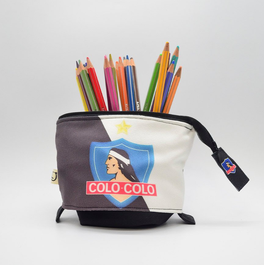 Estuche Vertical Retráctil Colo Colo